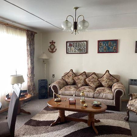 Hospedaje Baquedano Puerto Natales Ngoại thất bức ảnh