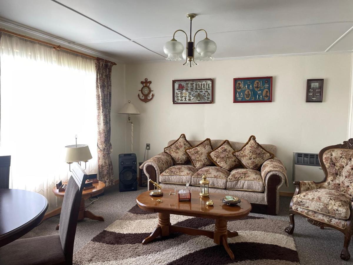 Hospedaje Baquedano Puerto Natales Ngoại thất bức ảnh