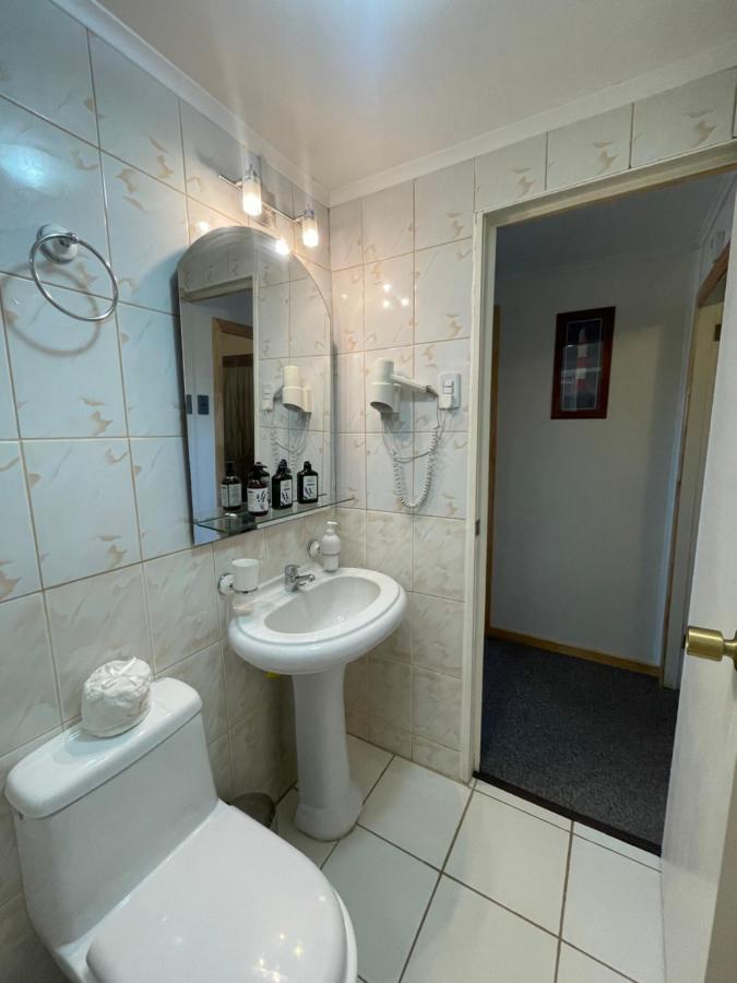 Hospedaje Baquedano Puerto Natales Ngoại thất bức ảnh